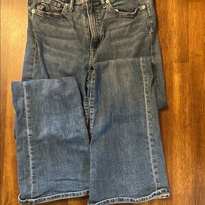 GAP Relaxed Fit Blue Jeans